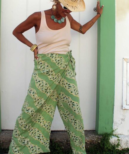 calça pareo green jaguar