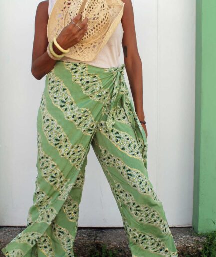 calça pareo estampado green jaguar